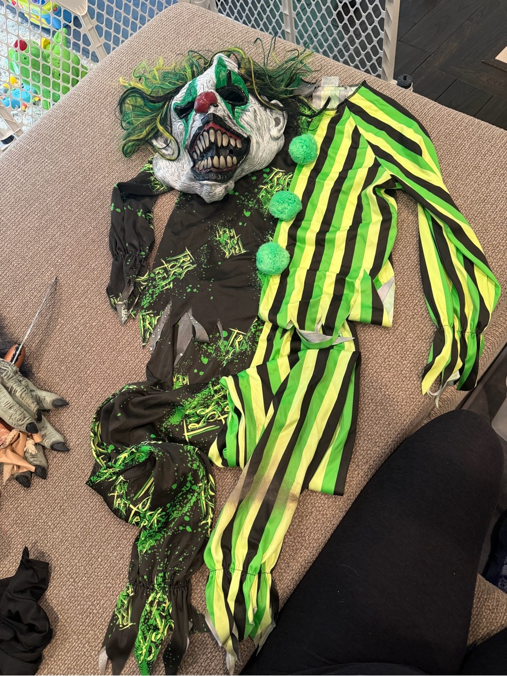 Scary Joker Clown Kids Costume x2 - Neon Green & Black and Red/Black size Small